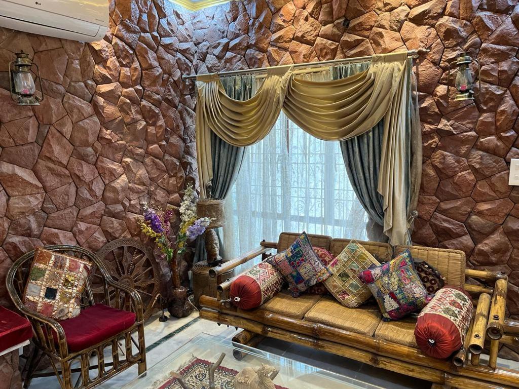 Апартаменти Colonel'S Abode Агра Екстер'єр фото
